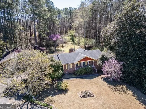 2218 Young Rd, Stone Mountain, GA 30088