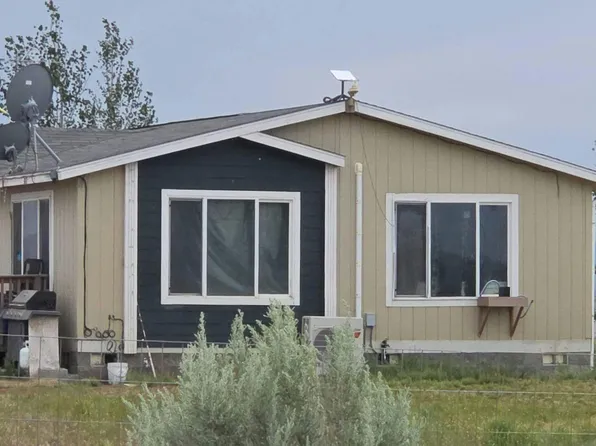 86396 Hill Ln, Christmas Valley, OR 97641