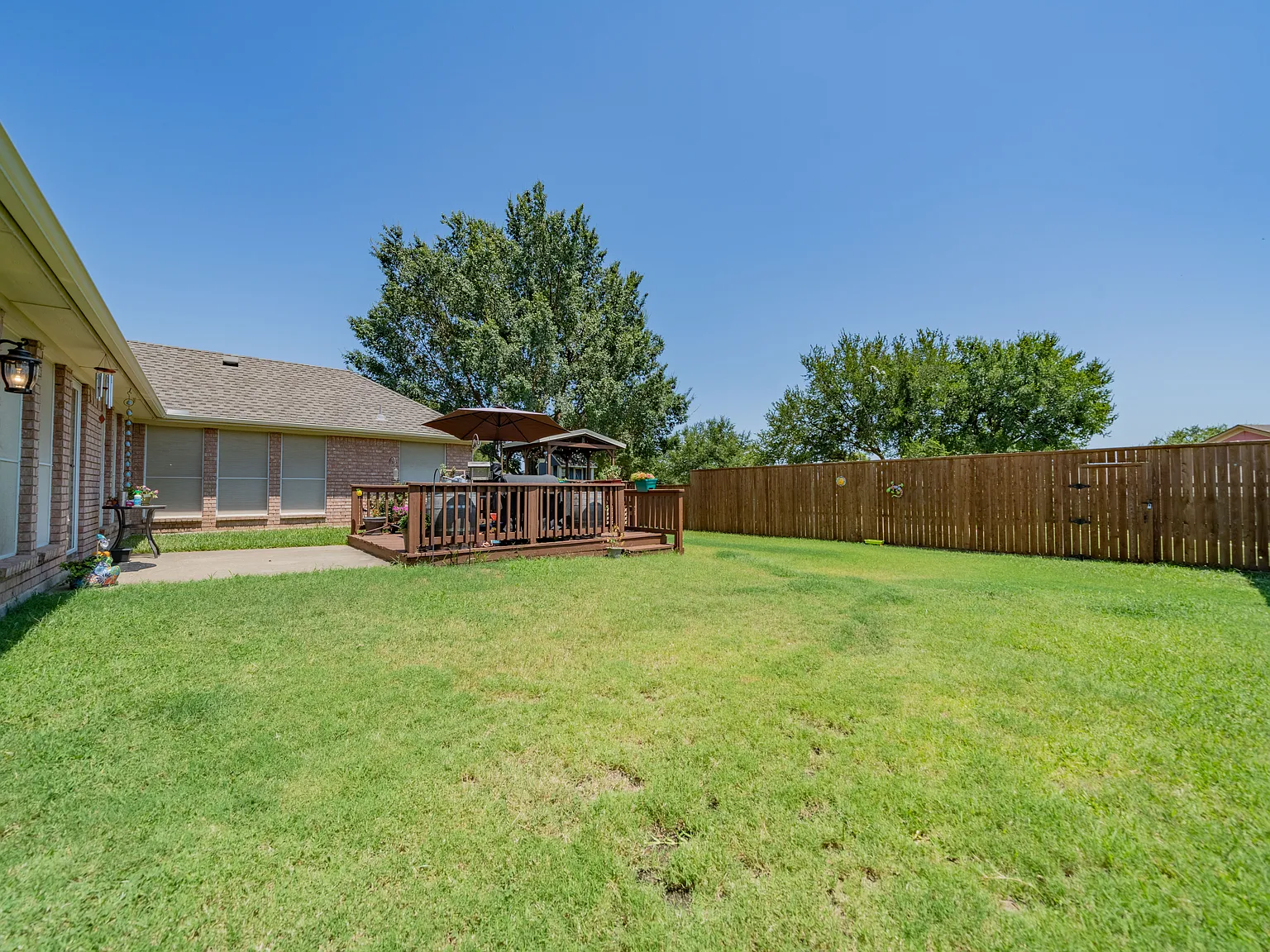 4 bed, 1850 sqft, $2,450 — Photo 2