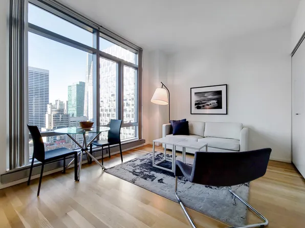 18 West 48th Street image 1 of 10