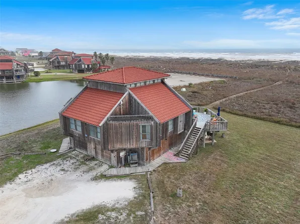 189 Private Road 638 #42, Matagorda, TX 77457