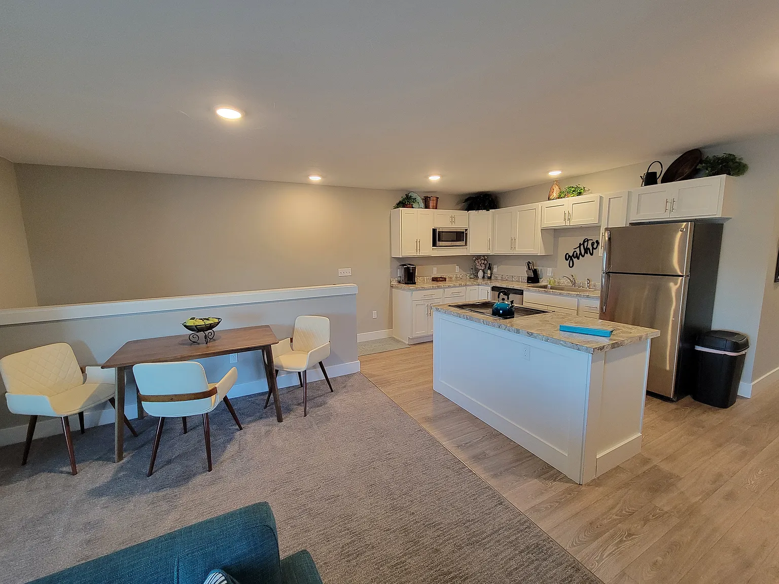 2 bed, 1150 sqft, $2,000 — Photo 2
