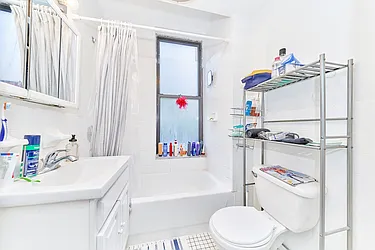 Rented by Living New York