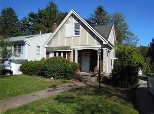 38 Mosley Rd, Rochester, NY 14616