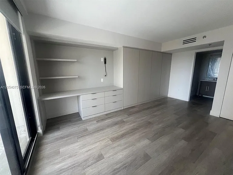 540 Brickell Key Dr #1022 — Photo 16