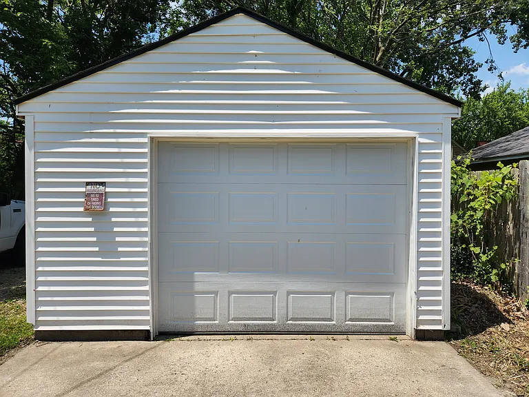 2538 Revere Ave — Photo 19
