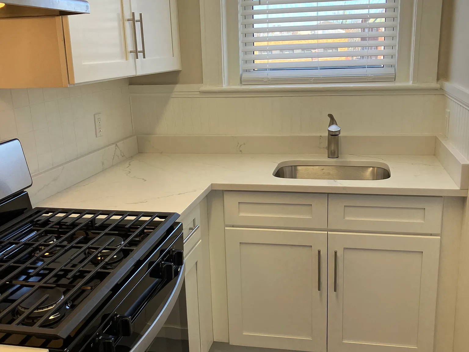 16 Newhall Street — Photo 2