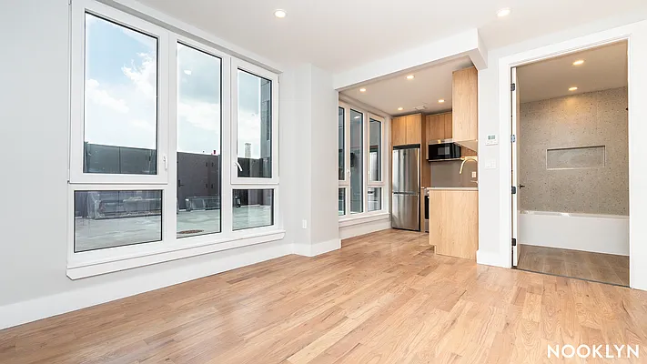 Rented by Nooklyn NYC LLC | media 76