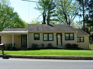 765 Baumgardner Rd, Lancaster, PA 17603