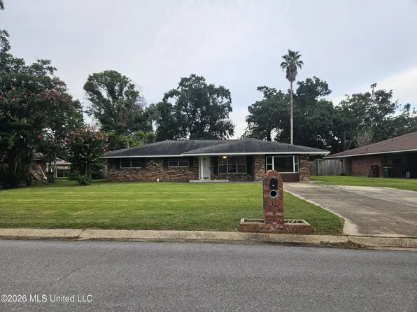 705 Forest Ave, Long Beach, MS 39560
