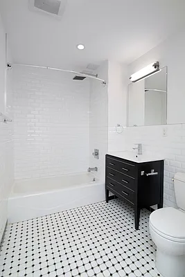 Rented by REAL New York | media 5