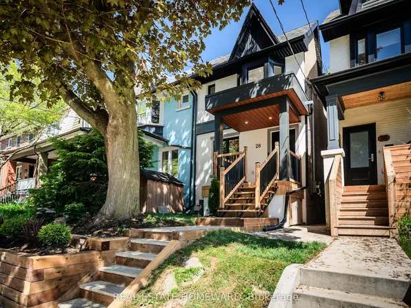 28 Richard Ave, Toronto, ON M4L 1W9