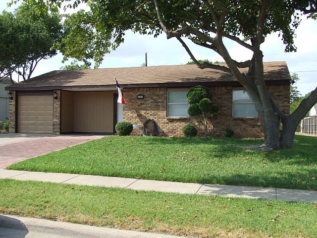 1st image of 4707 Elm Leaf Dr