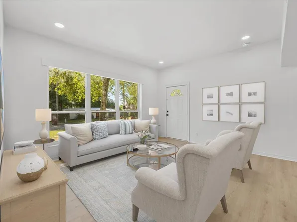 266 Seminole Trl, Crestview, FL 32536