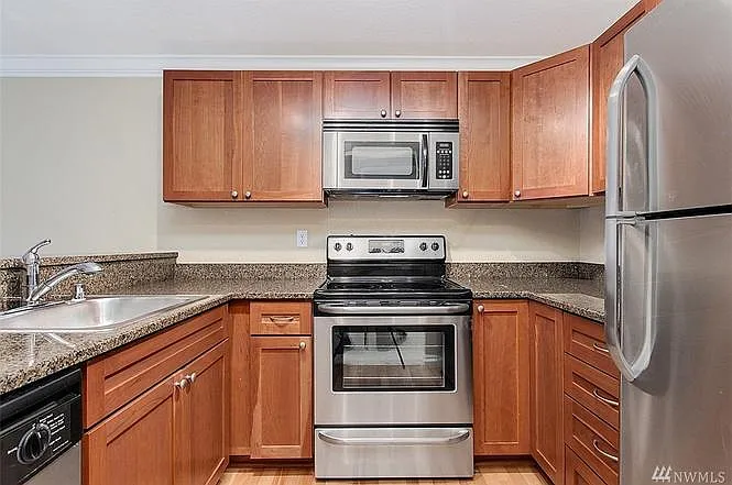 1011 156th Ave NE #C318 — Photo 4