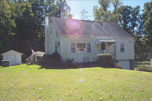 2nd image of 3 Peggy Ln