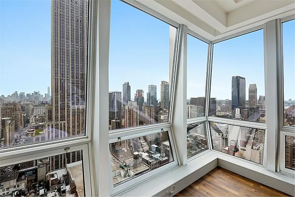 Rented by Douglas Elliman | media 15