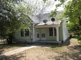704 Houston St, Waco, TX 76704