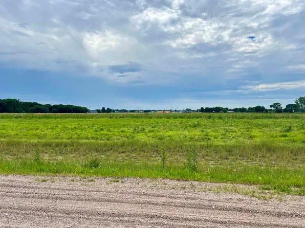 20th Ave, Kearney, NE 68845