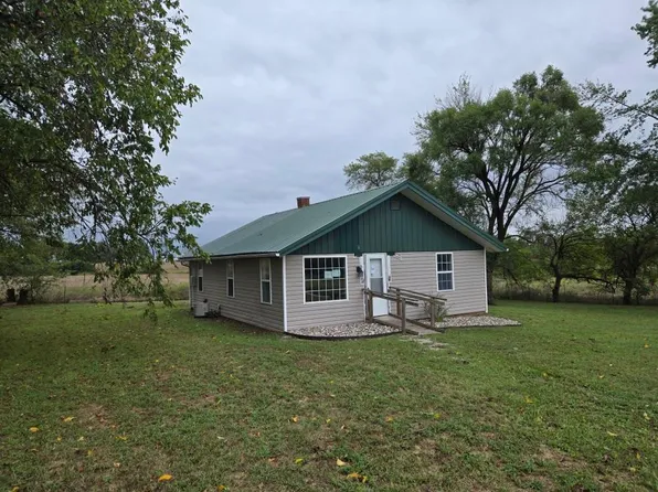 8 Slater Road, Buffalo, MO 65622