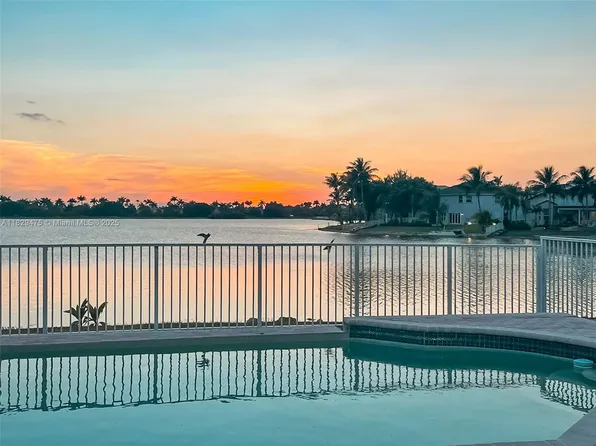 17999 SW 35th St, Hollywood, FL 33029