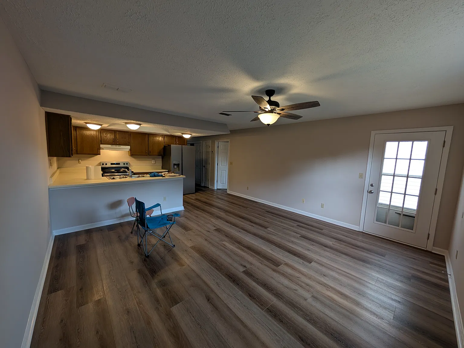 2 bed, 1036 sqft, $1,395 — Photo 2