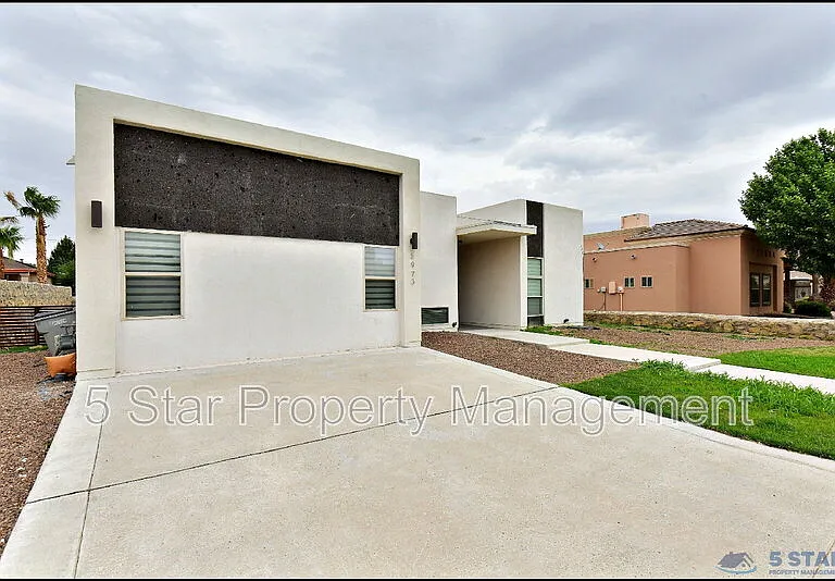5973 Cartagena Cir — Photo 43