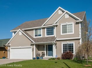 7012 Sweetwater Dr, Des Moines, IA 50320