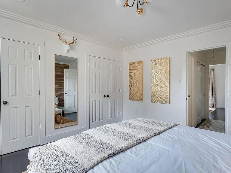414 E Gaston St — Photo 19
