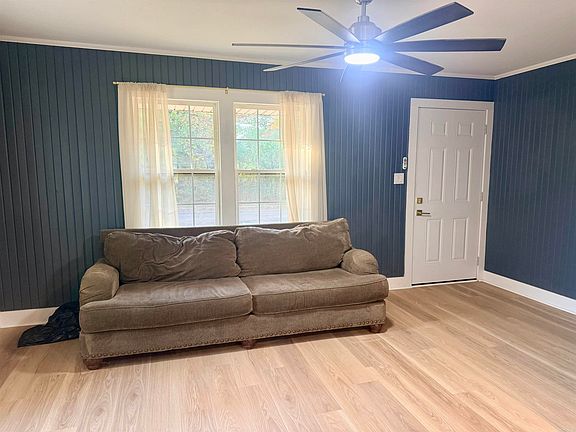 3rd image of 705 N 9th St