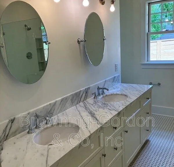 1005 W Eastland Ave — Photo 10