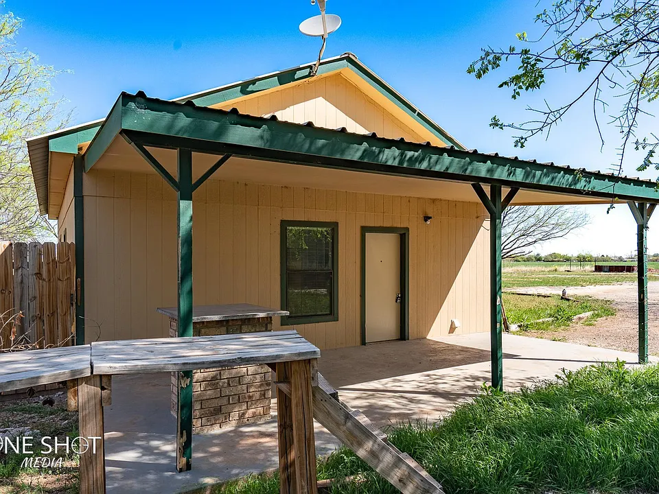 542 McCartney Ln