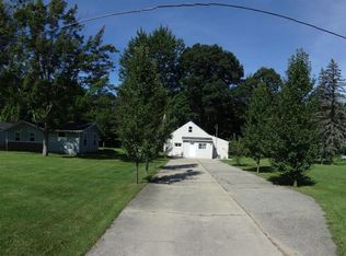 917 Sandow Rd, Midland, MI 48640