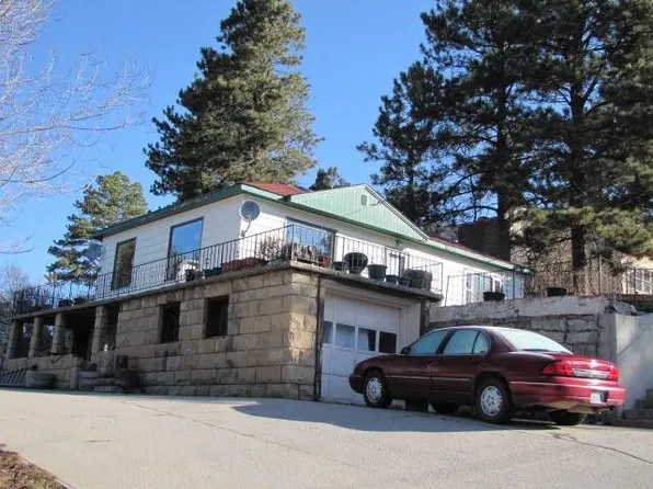 17 E Main St, Newcastle, WY 82701