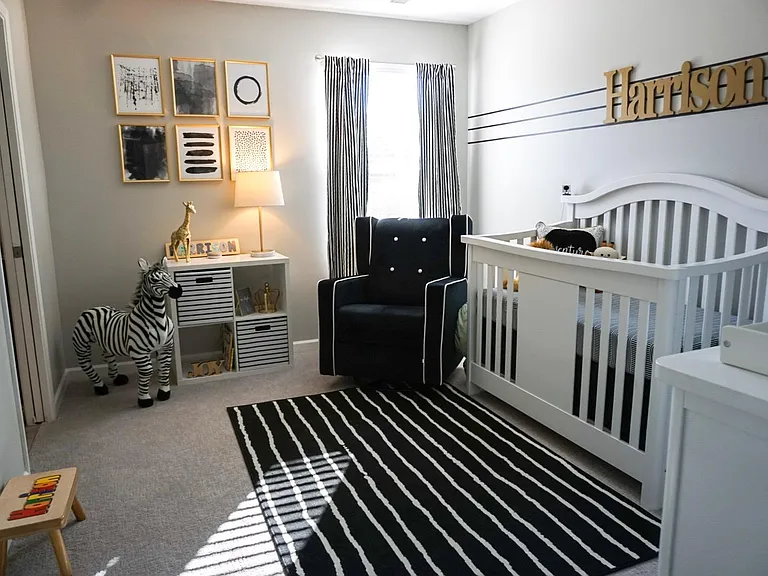 Upstairs Bedroom 4