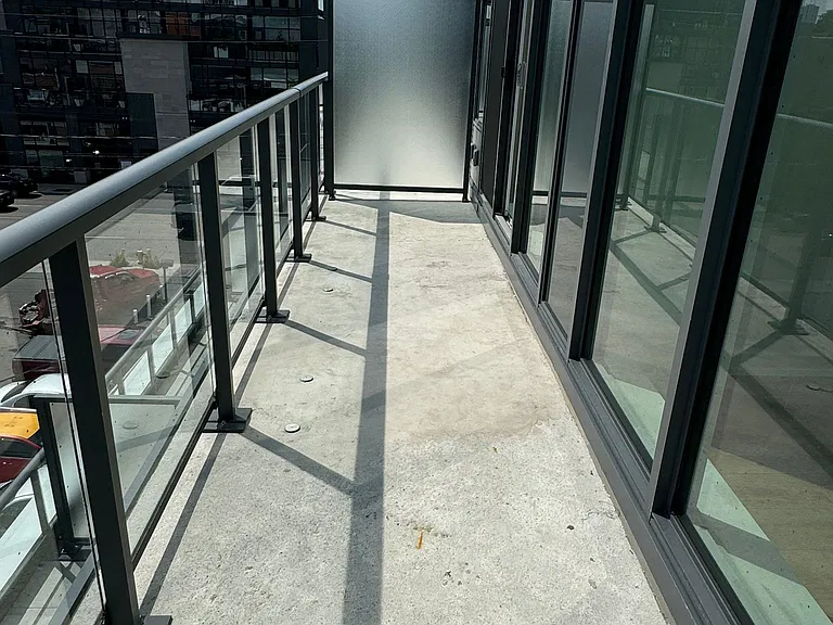 500 Dupont St #315 — Photo 22