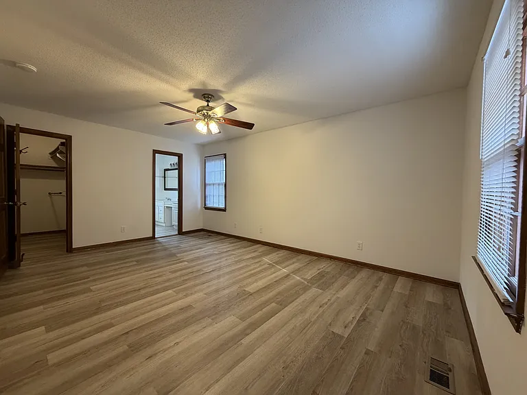 144 Fern Forest Dr — Photo 13