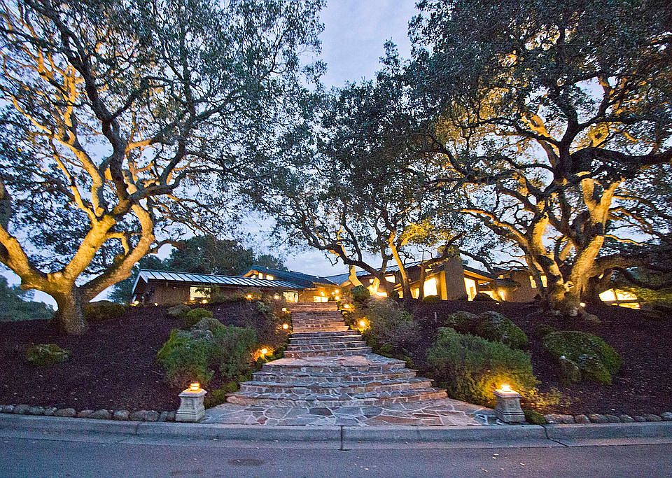 2nd image of 5 Diablo Oaks Way