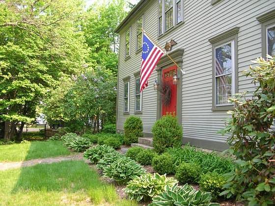1st image of 223 Pembroke St