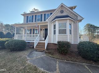 2813 Buckboard Ln, Raleigh, NC 27603