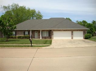 4201 Current Rd, Columbia, MO 65203