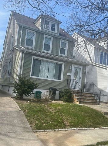1st image of 88-12 Gettysburg St Floor 1