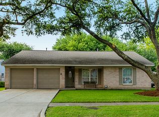 12230 Level Run St, Meadows Place, TX 77477