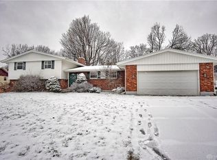 1231 Harmony Ln, Fairborn, OH 45324