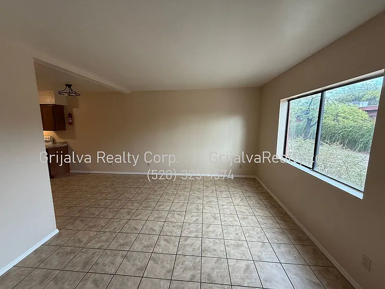 2833 Flanwill Maintenance — Photo 3