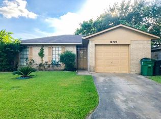 12706 Panay Dr, Houston, TX 77048