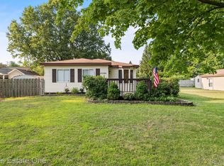 43590 Harris Rd, Belleville, MI 48111