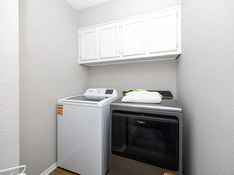 613 N Cherry St #A — Photo 7