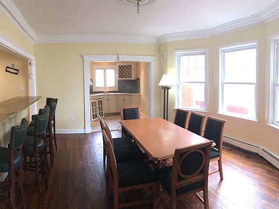 5th image of 3508 N Drexel Ave