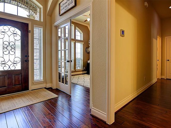 3rd image of 27507 Villa Mountain Ct